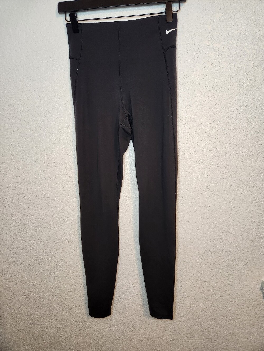 Nike dri-fit sp190811lms size SAthletic Leggings Black athletic Swoosh pants